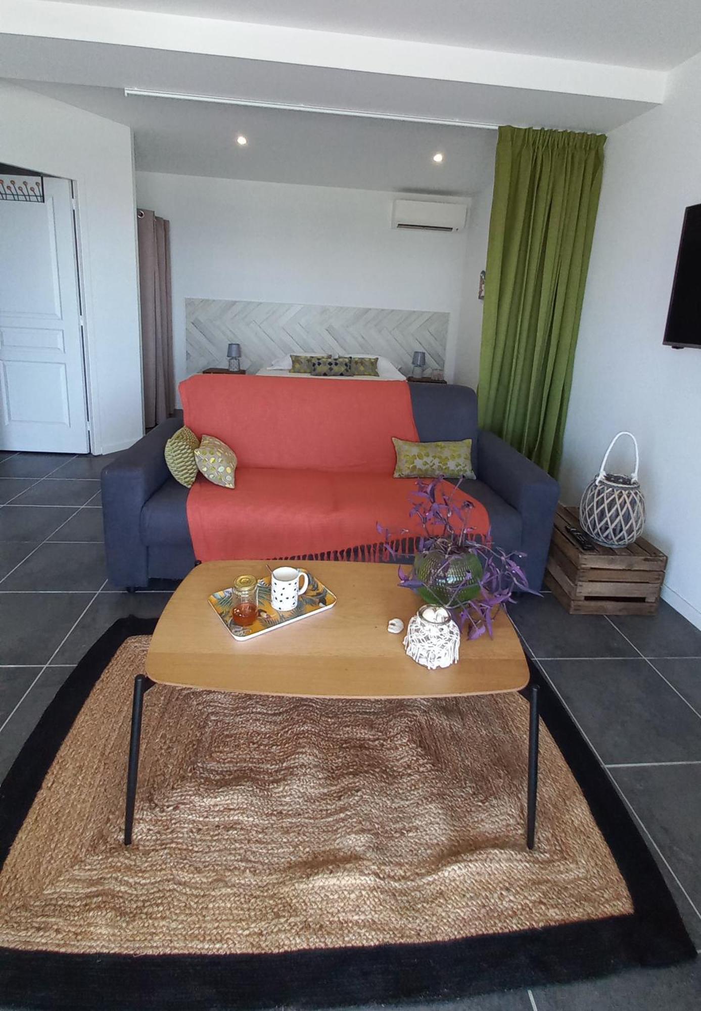 Logements Vue Mer Acces Piscine En Guadeloupe Bouillante Buitenkant foto
